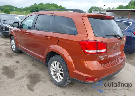 2014 Dodge Journey Sxt z USA, uszkodzony, nr VIN 3C4PDDBG2ET143854
